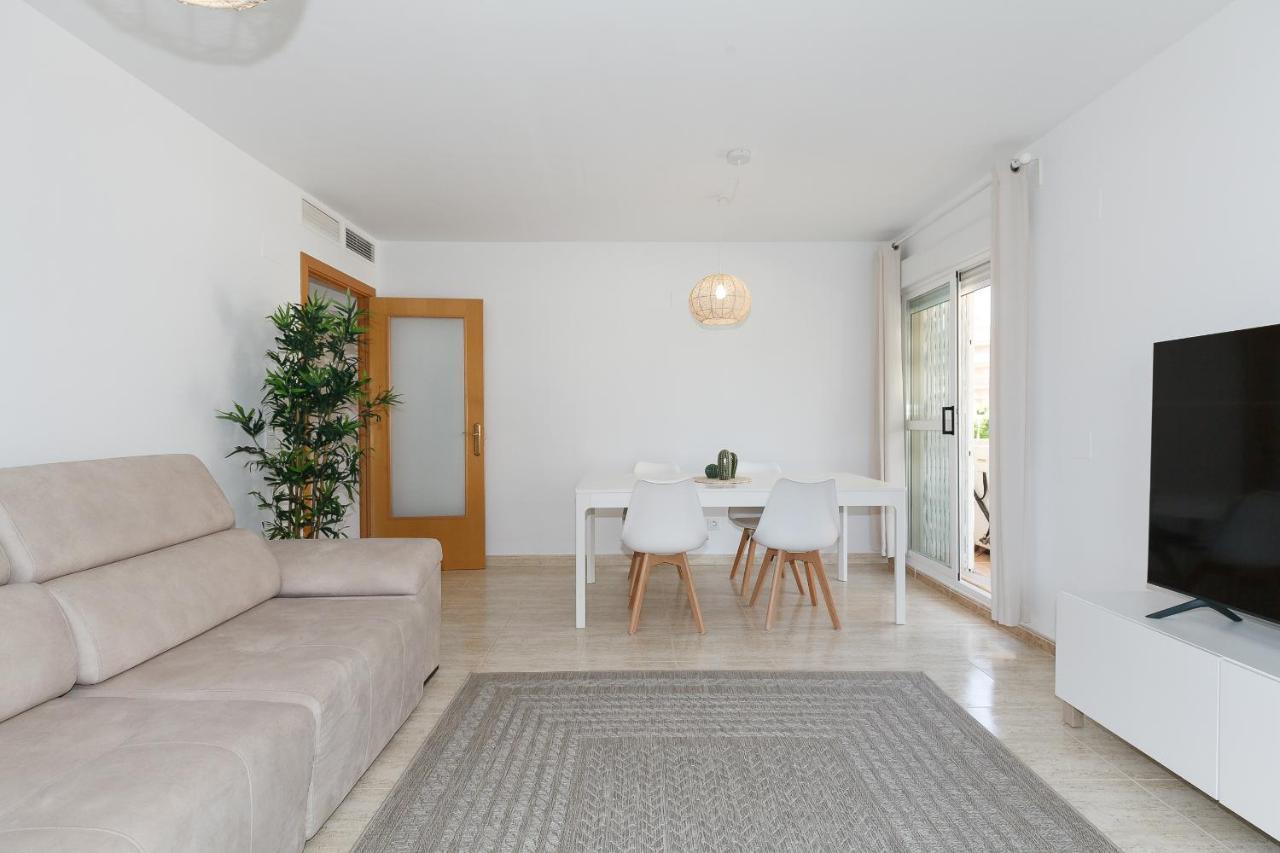 Uhc Aqua Family Complex Apartman Salou Kültér fotó
